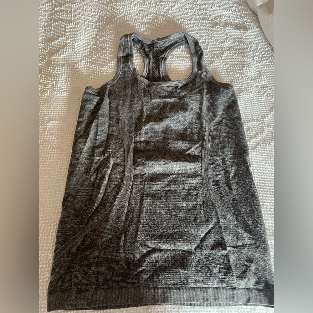Lululemon Gray Women's Tank Top